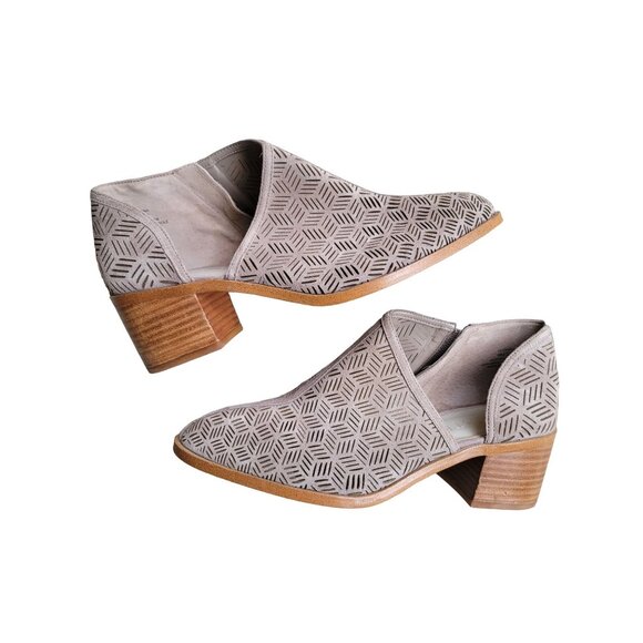1. State Iddah Perforated Laser Cut Bootie Size 9 - Picture 3 of 8
